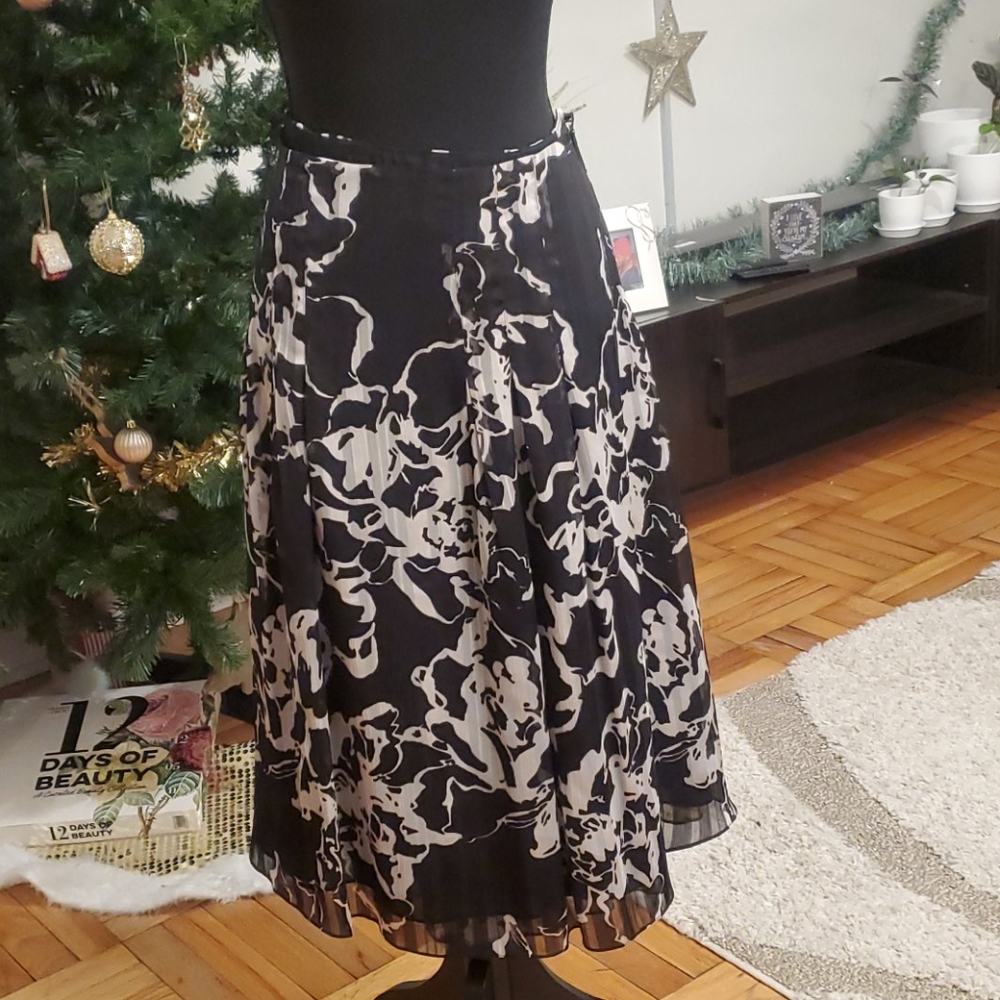 Flowy skirt Jones New York